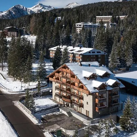 Maribel Hotel Madonna