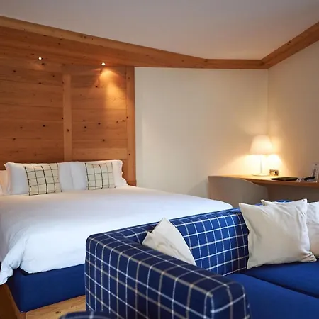 Maribel Hotel Madonna